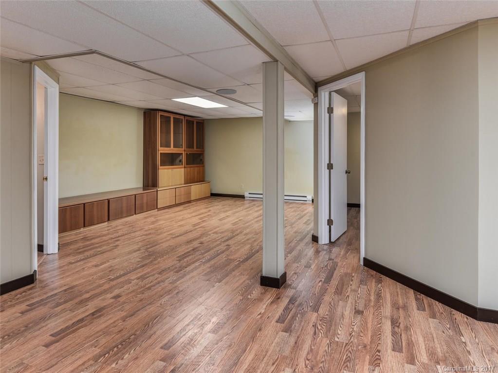161 Windsor Road Asheville, NC 28804 - Photo 17 of 24 Gallery Image 17