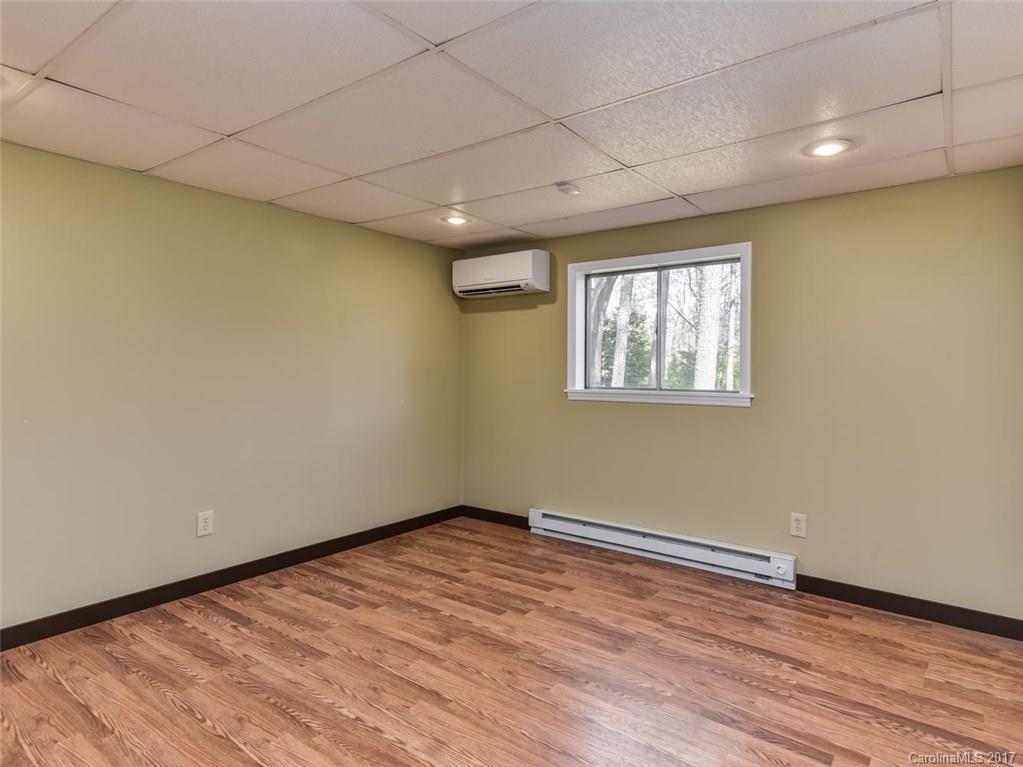 161 Windsor Road Asheville, NC 28804 - Photo 18 of 24 Gallery Image 18