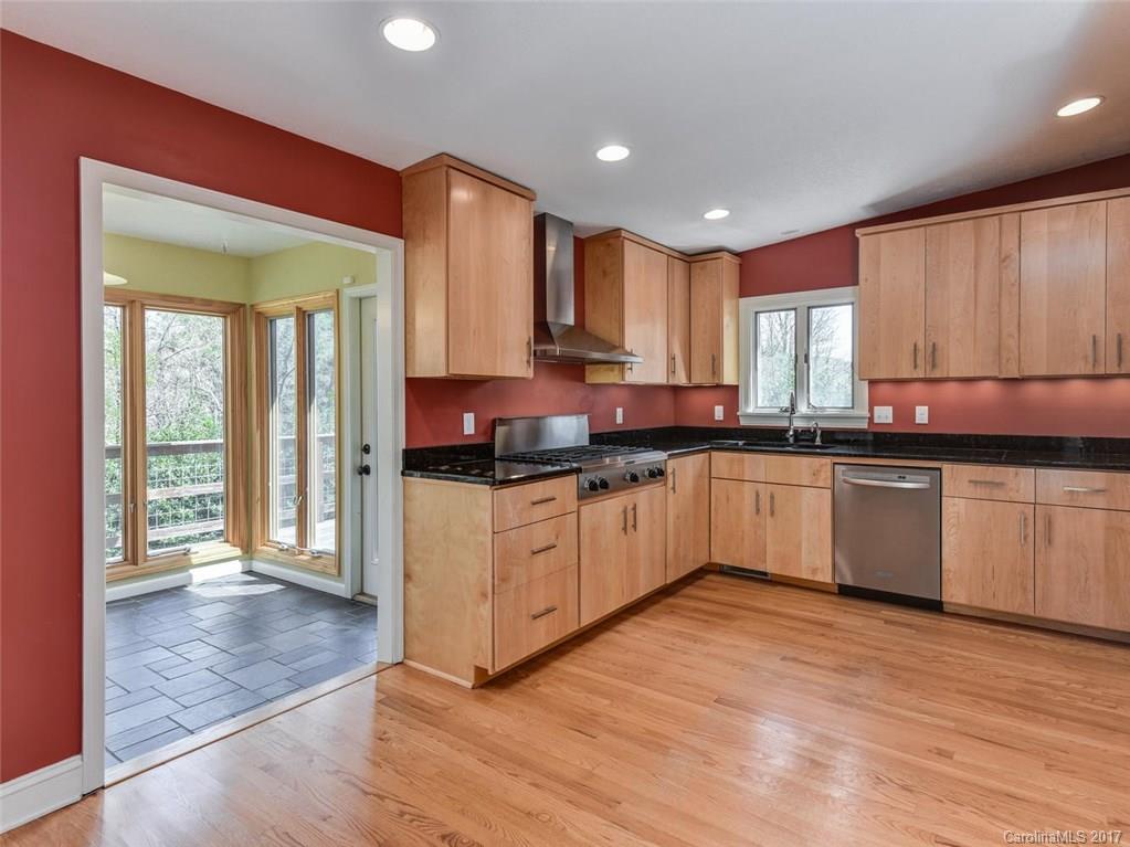 161 Windsor Road Asheville, NC 28804 - Photo 9 of 24 Gallery Image 9