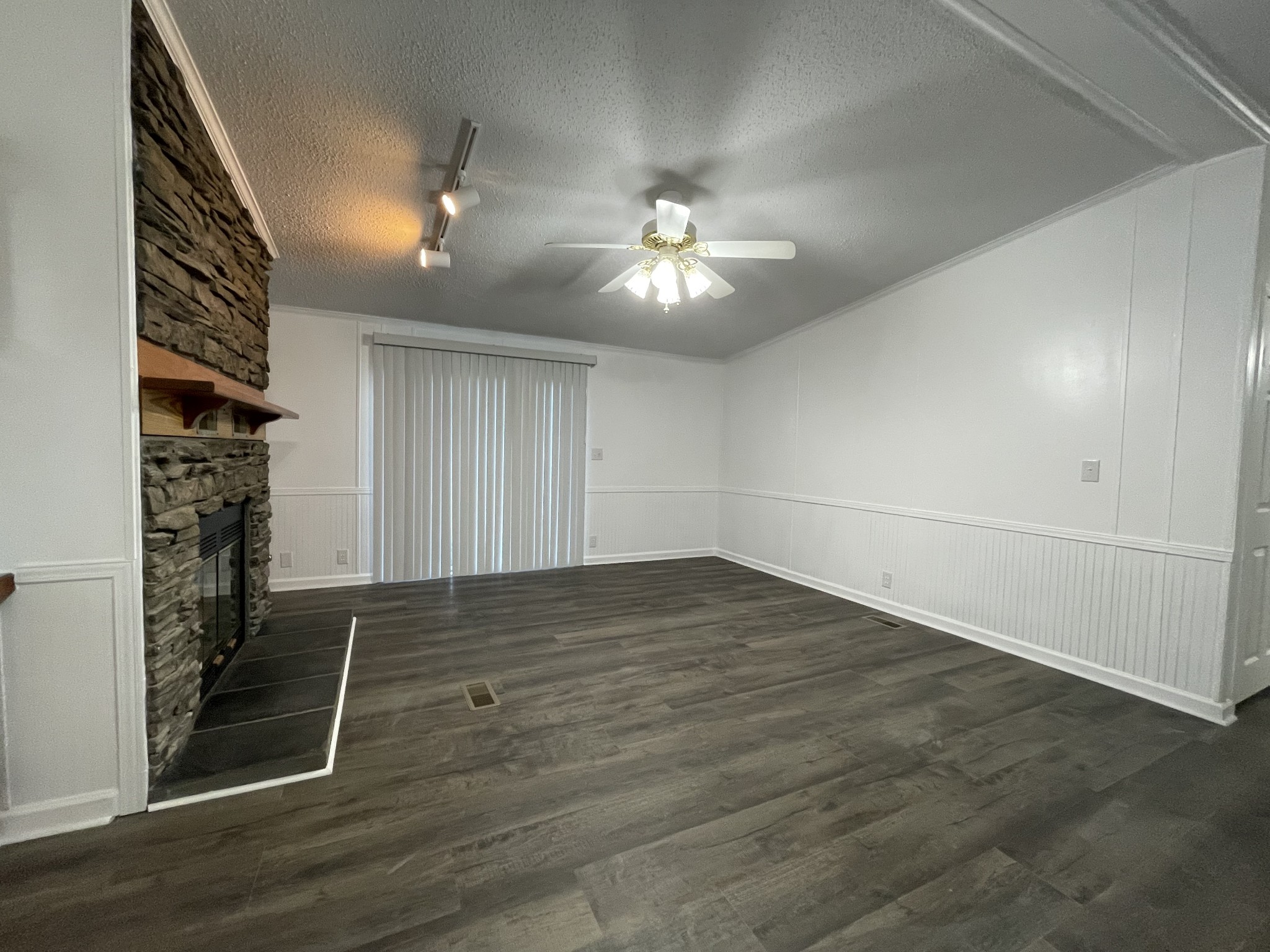 1393 Vernon Rye Road Erin, TN 37061 - Photo 10 of 52 Gallery Image 10