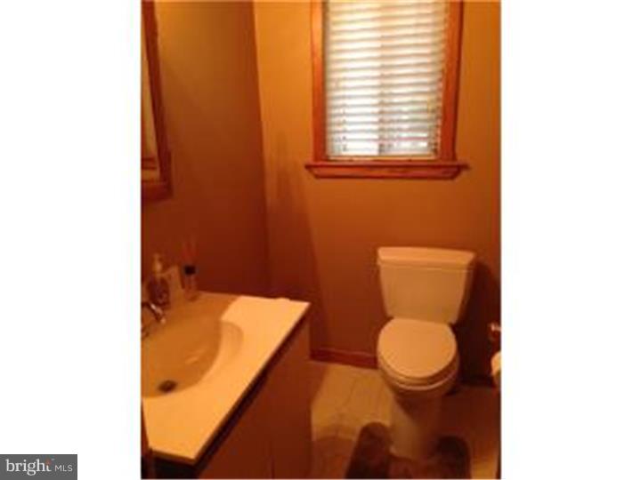 203 Ash Road Marlton, NJ 08053 - Photo 7 of 25