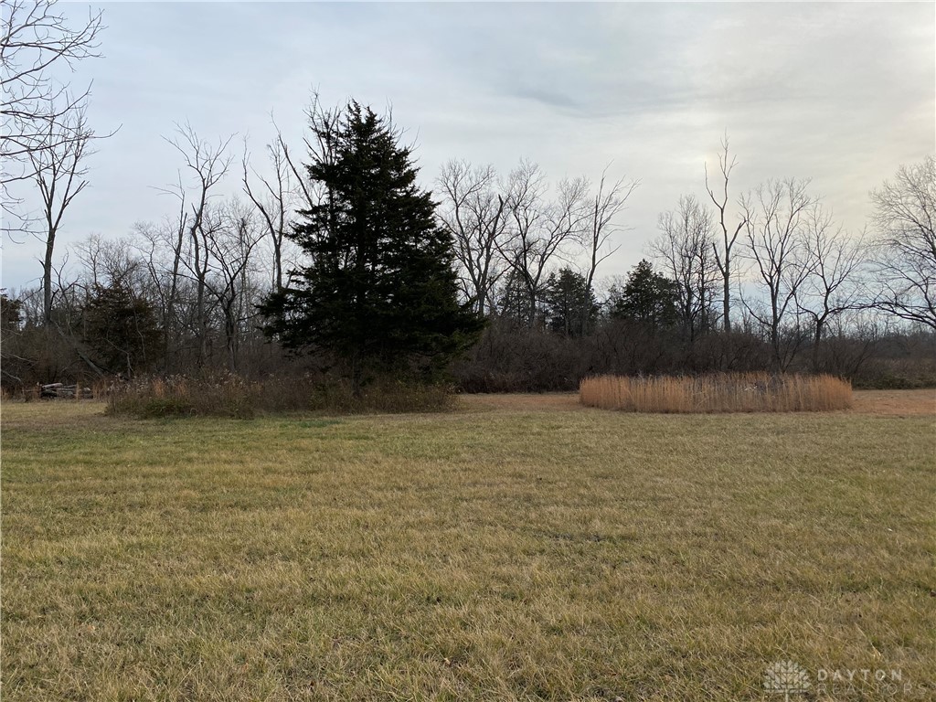 904 Old Springfield Road Vandalia, OH 45377 - Photo 2 of 5 Gallery Image 2