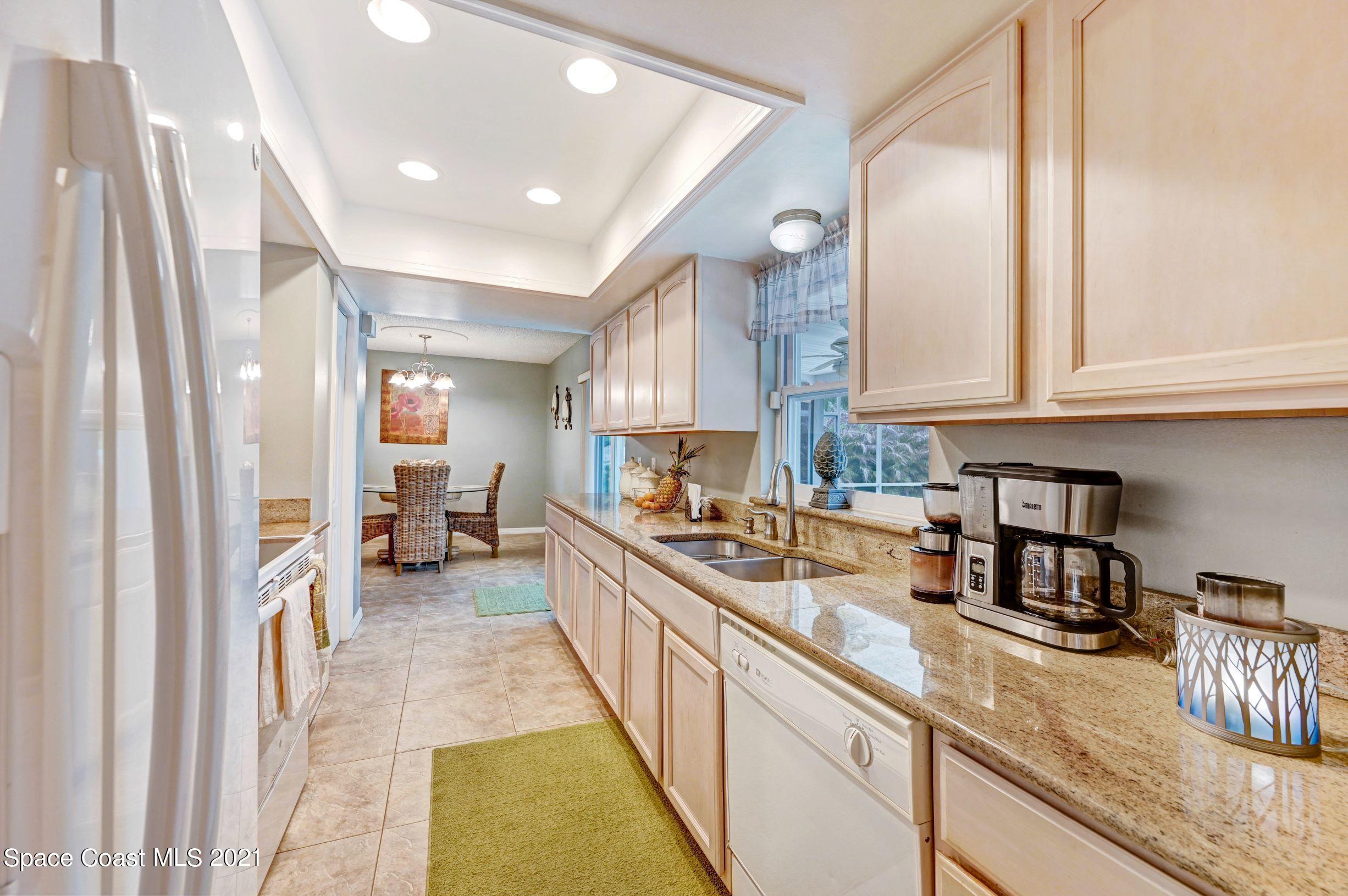 1063 Castile Road Southeast Palm Bay, FL 32909 - Photo 16 of 38 R_DSC_0641