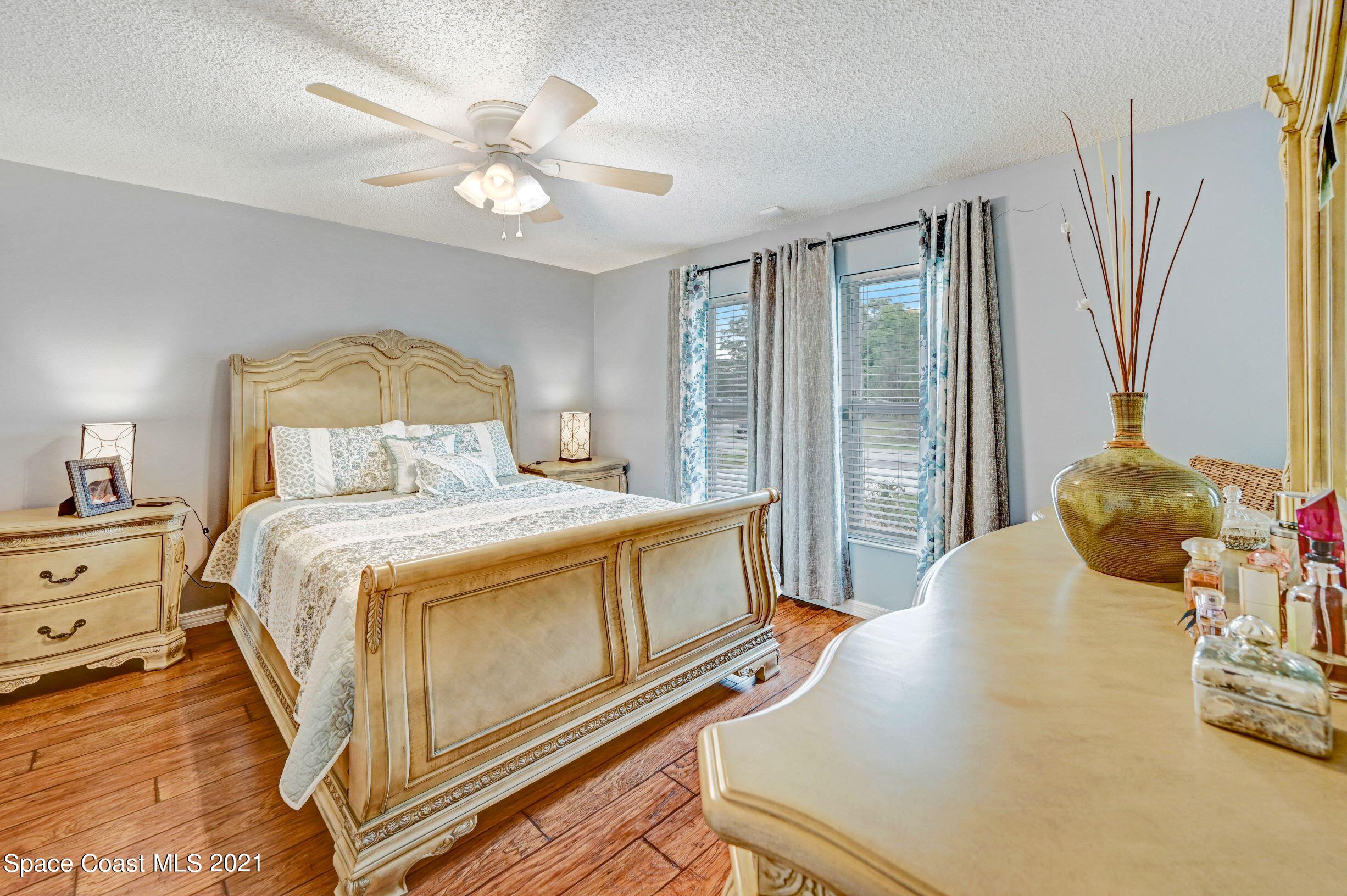 1063 Castile Road Southeast Palm Bay, FL 32909 - Photo 17 of 38 R_DSC_0644