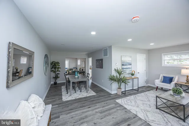 $329,999 | 8615 Midi Avenue, Parkville, MD 21234