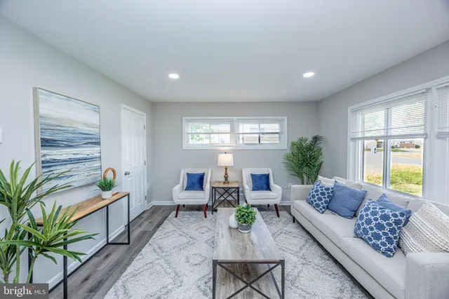 $329,999 | 8615 Midi Avenue, Parkville, MD 21234