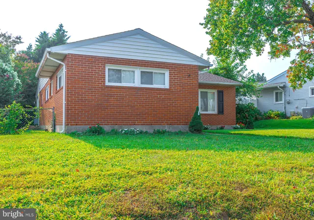 $329,999 | 8615 Midi Avenue, Parkville, MD 21234