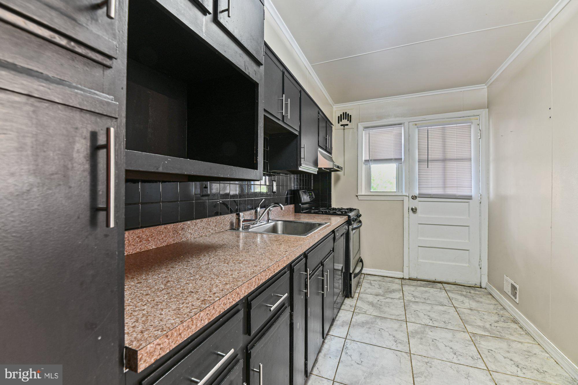 8313 Wyton Road Towson, MD 21286 - Photo 11 of 25