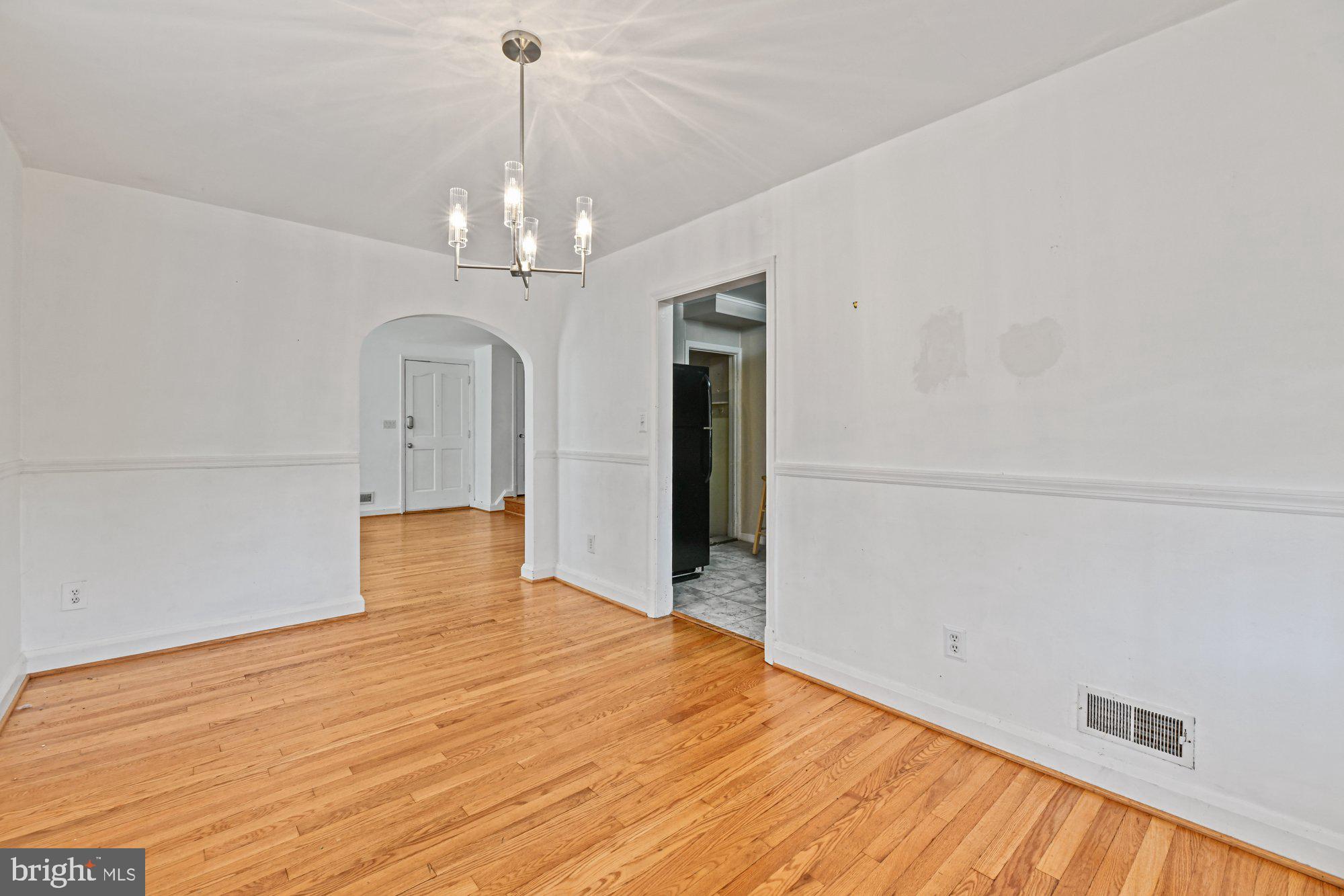 8313 Wyton Road Towson, MD 21286 - Photo 8 of 25