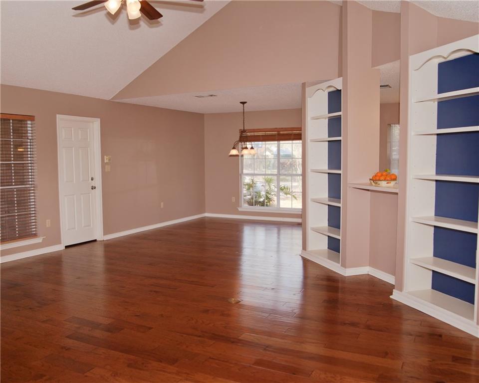2368 Rue Pickney Mandeville, LA 70448 - Photo 4 of 20 Gallery Image 4