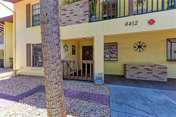$169,900 | 4412 Spicewood Drive, Unit E, Bradenton, FL 34208
