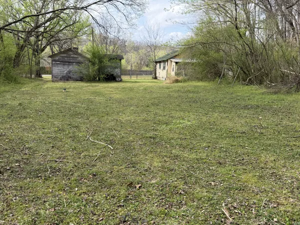a big yard with road