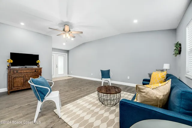 $2,250 | 411 4th Street, Merritt Island, FL 32953