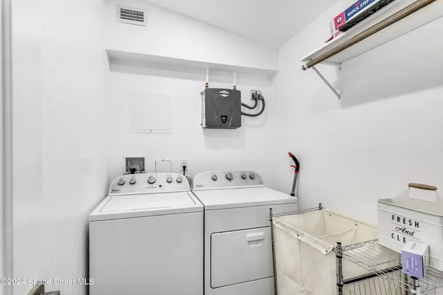 $2,250 | 411 4th Street, Merritt Island, FL 32953