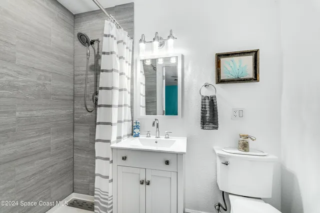 $2,250 | 411 4th Street, Merritt Island, FL 32953