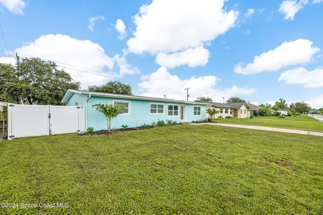$2,250 | 411 4th Street, Merritt Island, FL 32953