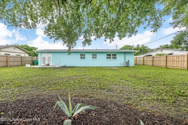 $2,250 | 411 4th Street, Merritt Island, FL 32953