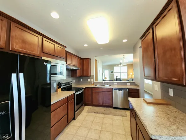 $279,900 | 5108 Silverbell Drive, Plainfield, IN 46168