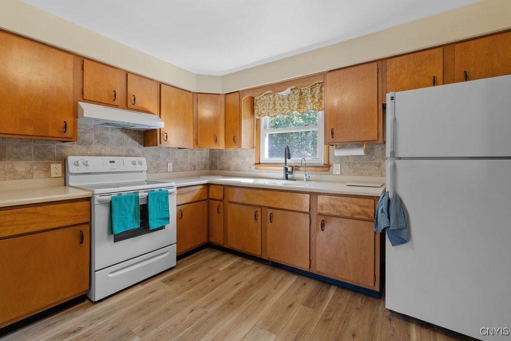 6300 South Bay Road Cicero, NY 13039 - Photo 8 of 35