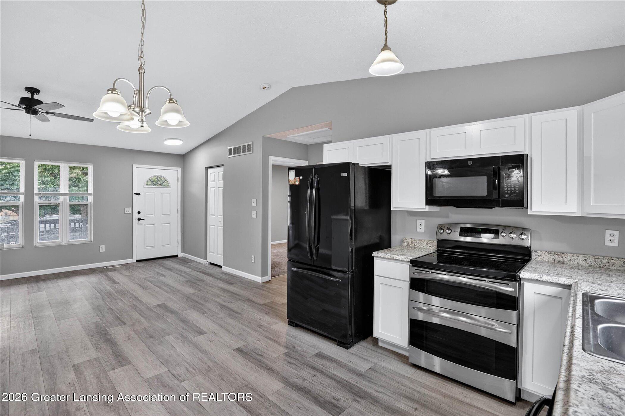 5105 Hughes Road Lansing, MI 48911 - Photo 5 of 26 14-5105-Hughes-Rd-WindowStill-Photograph