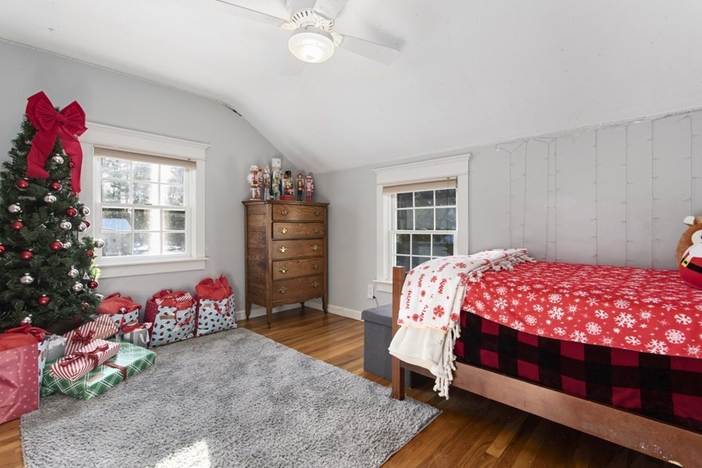 16 Saunders Road Lynnfield, MA 01940 - Photo 26 of 33 Gallery Image 26