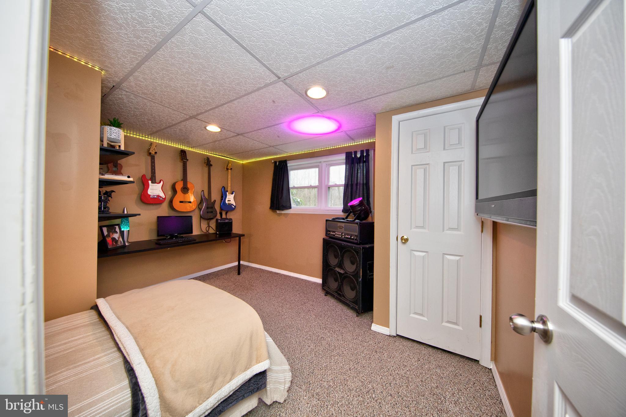 1735 Deep Run Road Whiteford, MD 21160 - Photo 28 of 35 Lower level den/4th bedroom