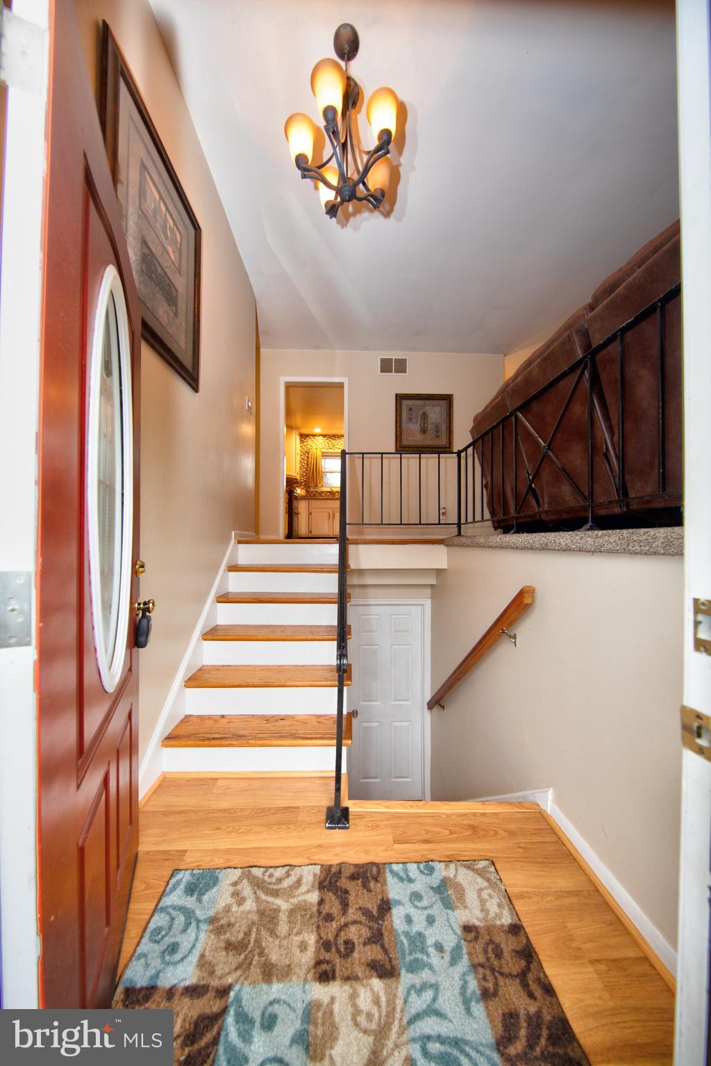 1735 Deep Run Road Whiteford, MD 21160 - Photo 4 of 35 Foyer / Entryway