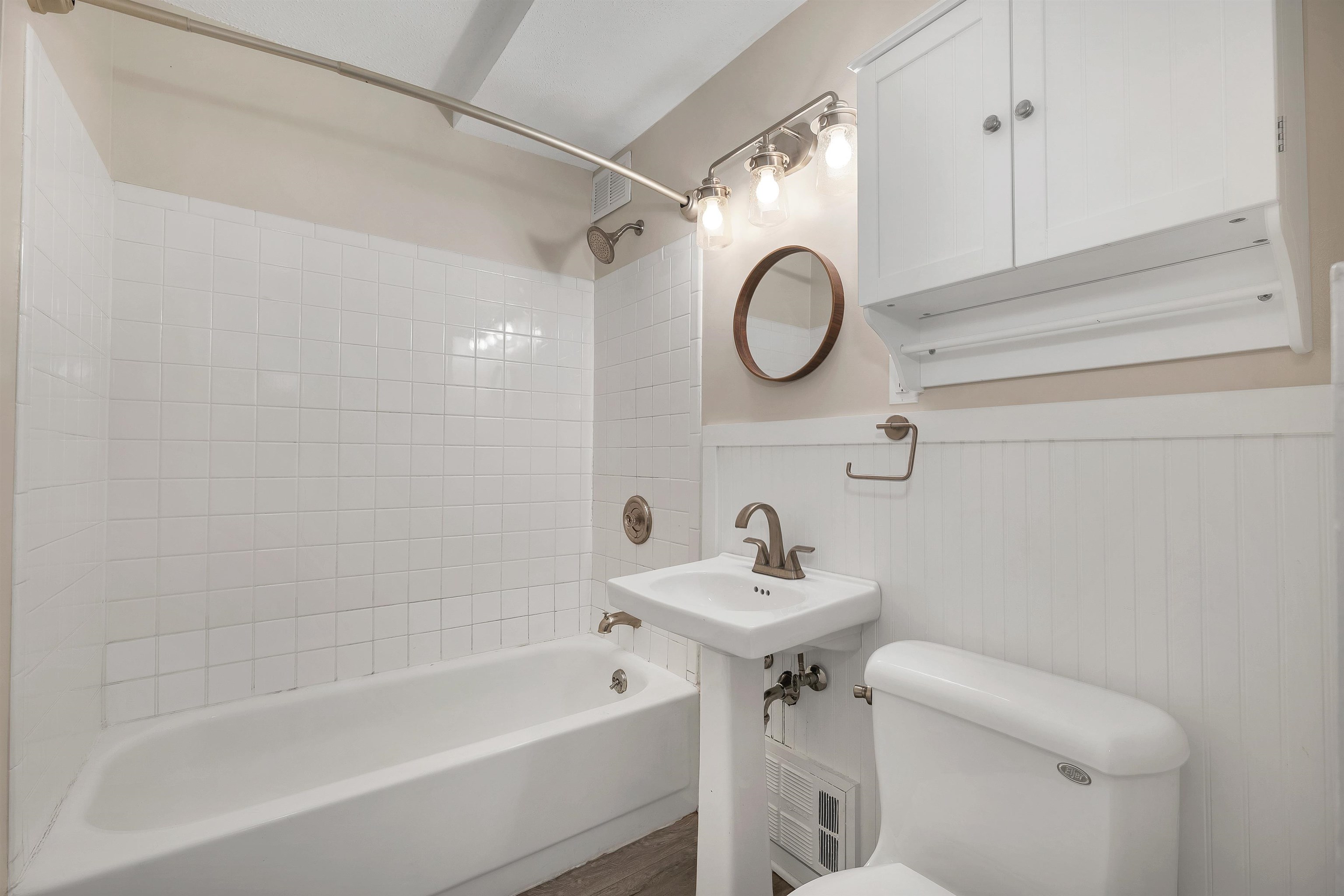 107 Treetop Circle, Unit 11 Laconia, NH 03246 - Photo 21 of 43