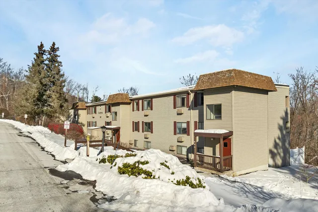 $235,000 | 107 Treetop Circle, Unit 11, Laconia, NH 03246