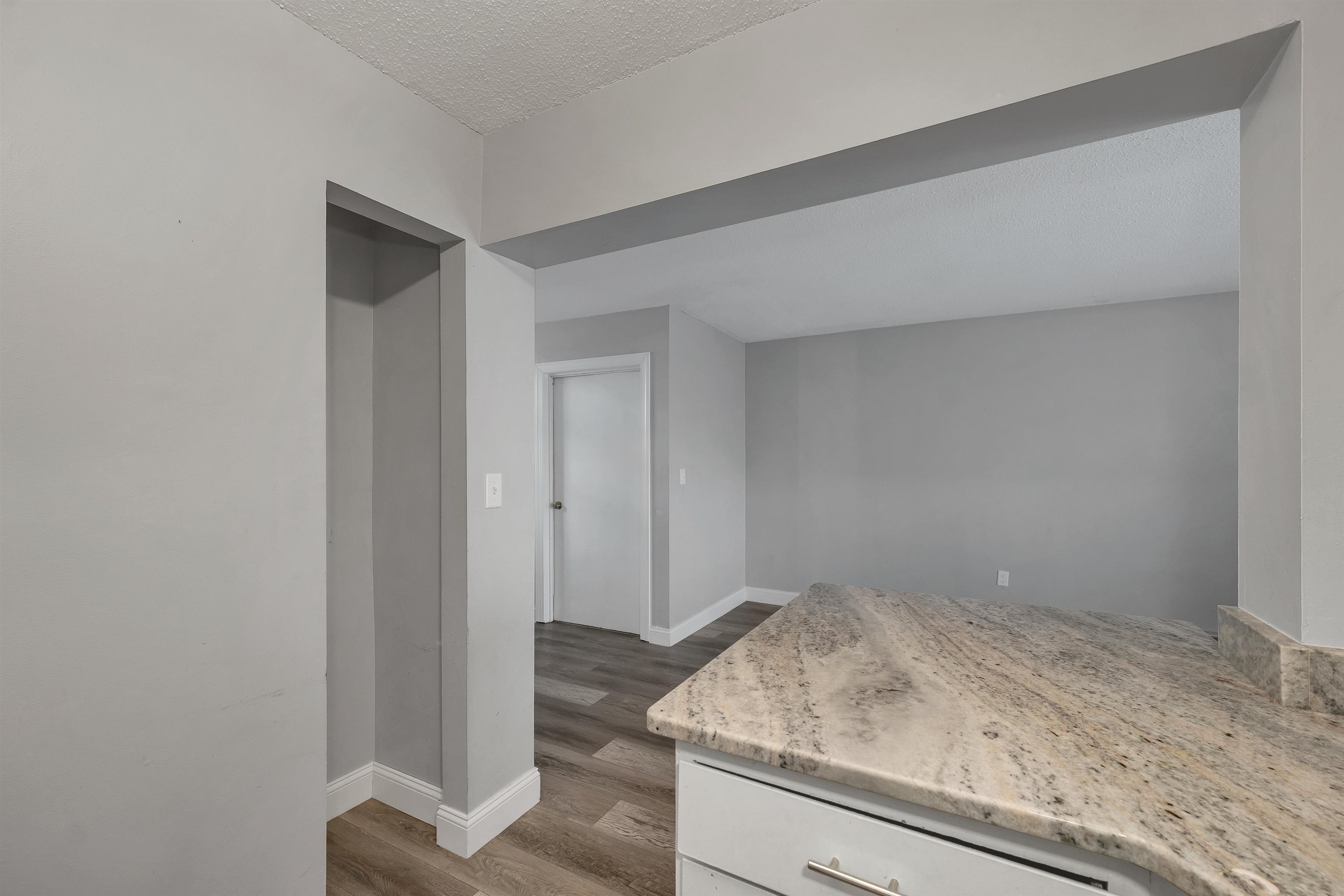 107 Treetop Circle, Unit 11 Laconia, NH 03246 - Photo 7 of 43