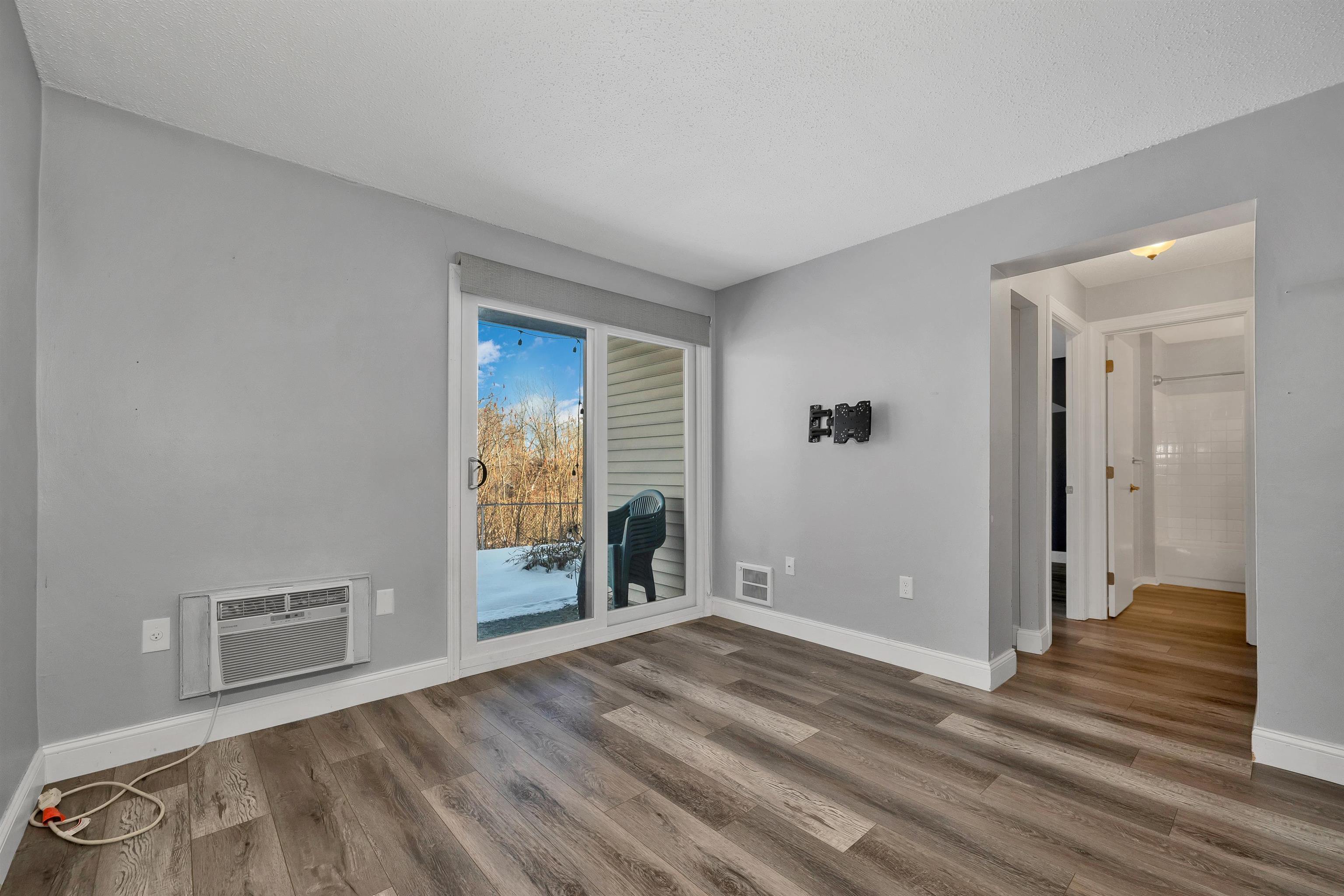 107 Treetop Circle, Unit 11 Laconia, NH 03246 - Photo 9 of 43