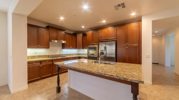 $3,400 | 570 Calle Vibrante, Palm Desert, CA 92211