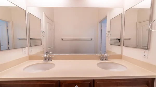 $3,400 | 570 Calle Vibrante, Palm Desert, CA 92211