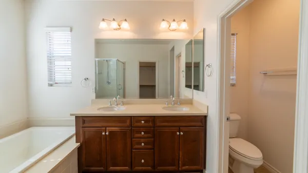 $3,400 | 570 Calle Vibrante, Palm Desert, CA 92211
