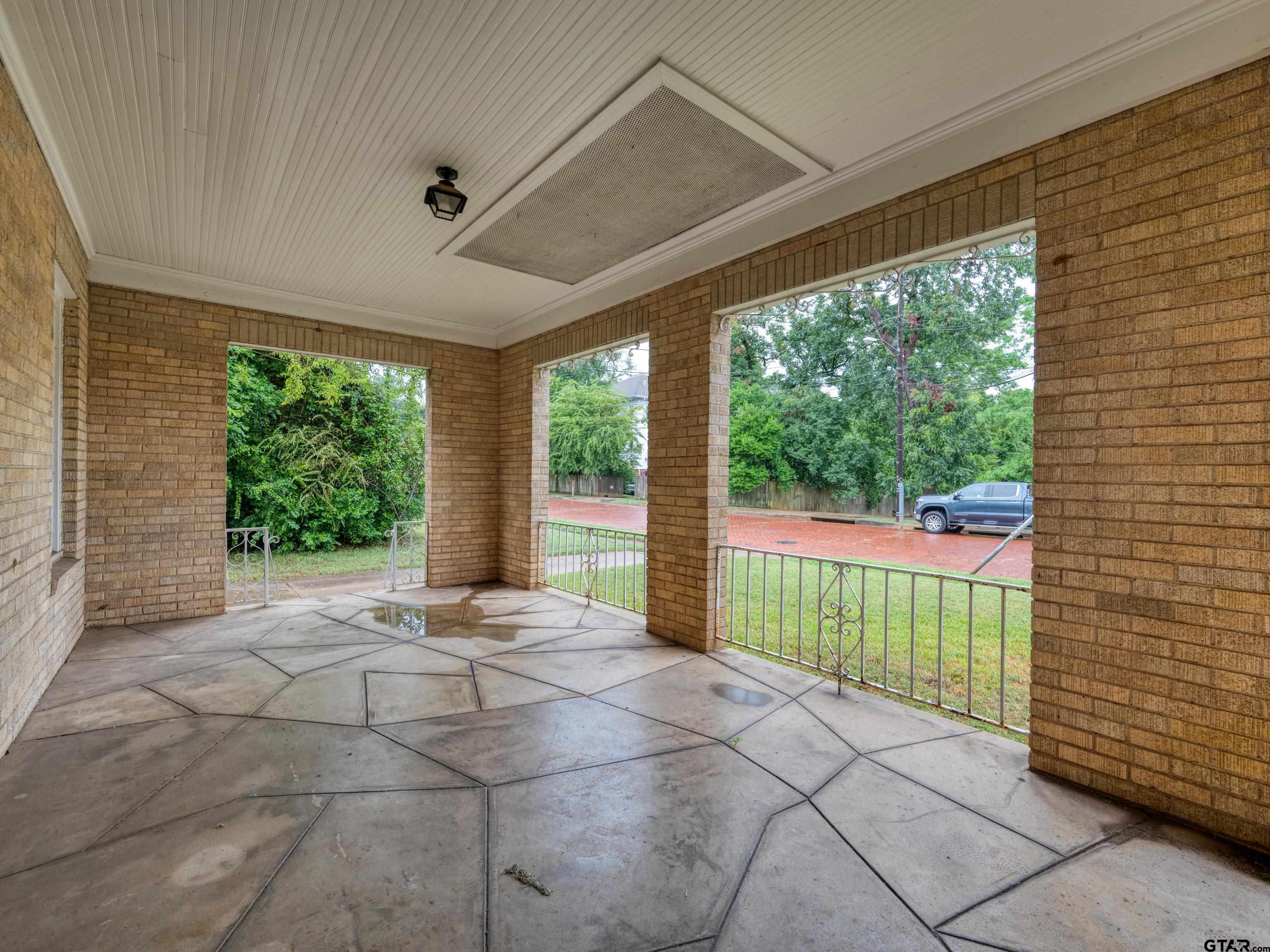 201 West Rusk Street Tyler, TX 75701 - Photo 8 of 30