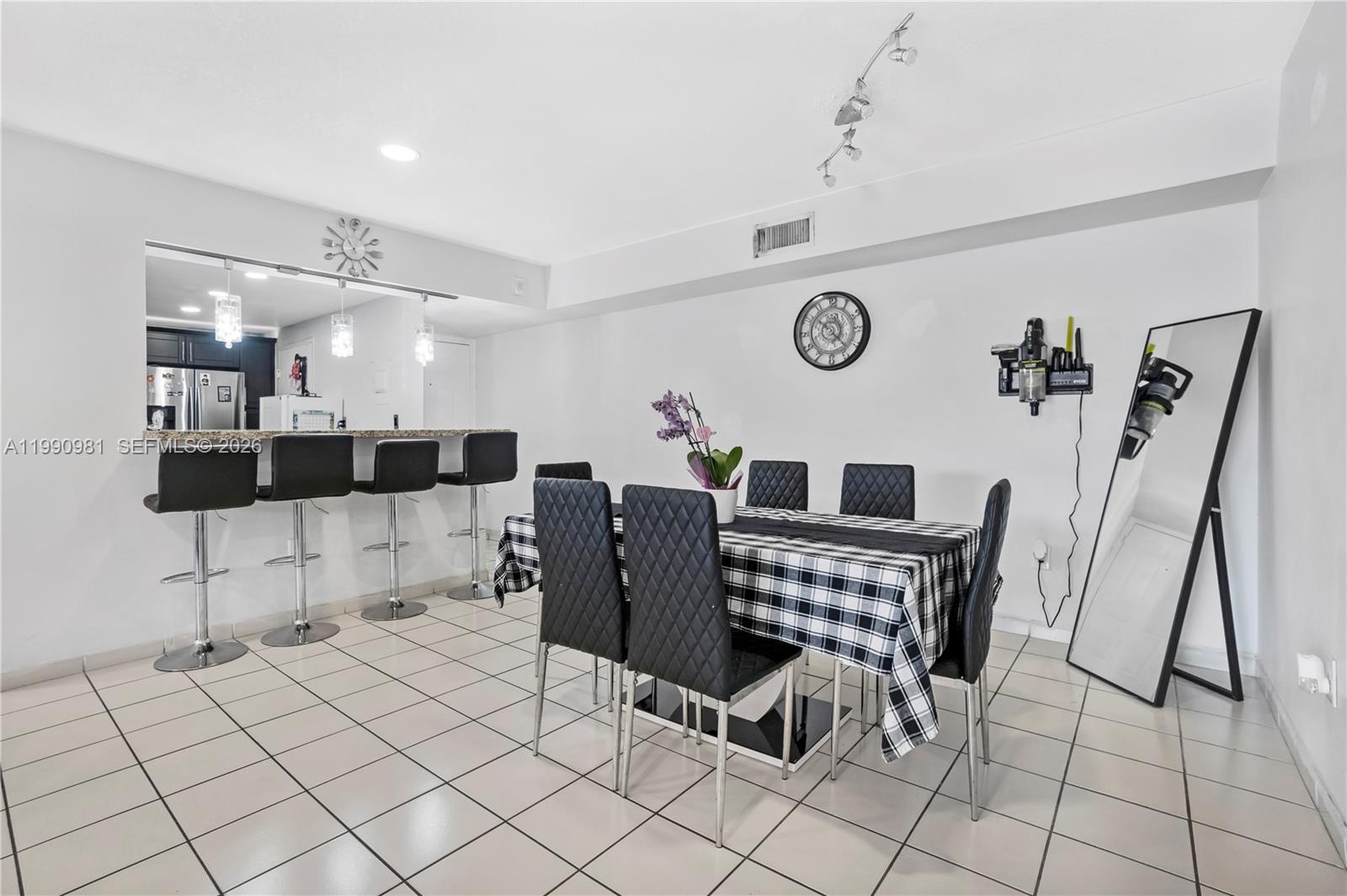9403 Southwest 76th Street, Unit Y17 Miami, FL 33173 - Photo 11 of 30
