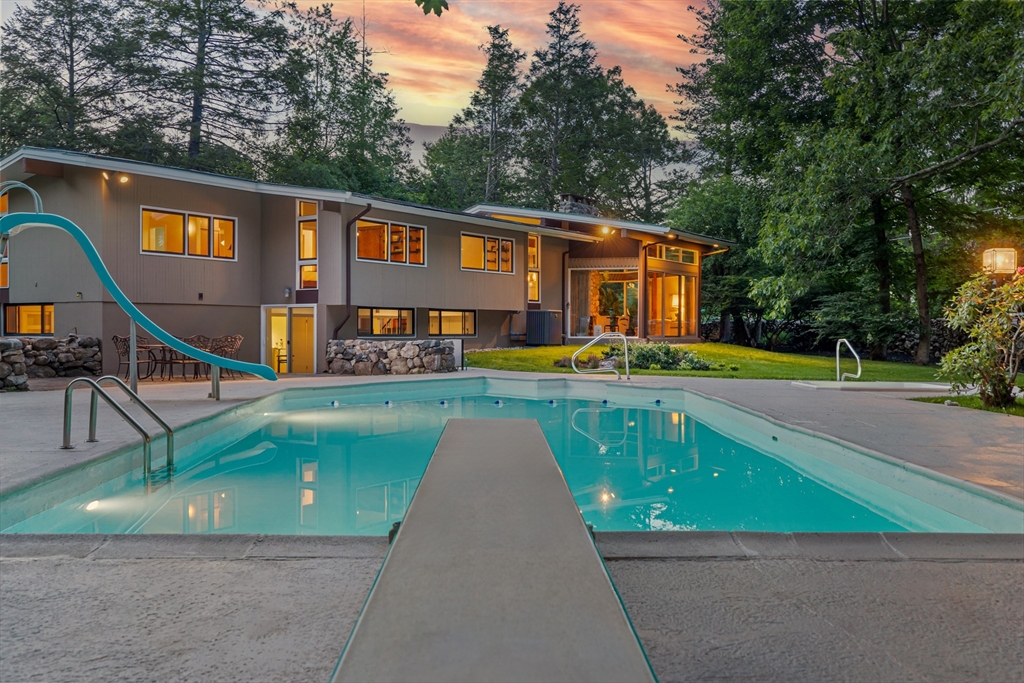 6 Porter Road Andover, MA 01810 - Photo 34 of 42 Gallery Image 34