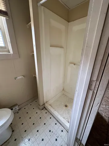 $137,500 | 220 East Van Buren Street, Columbia City, IN 46725