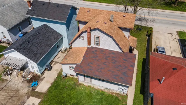 $137,500 | 220 East Van Buren Street, Columbia City, IN 46725