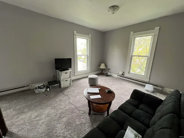 $137,500 | 220 East Van Buren Street, Columbia City, IN 46725