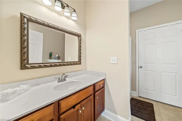 $400,000 | 6309 Us Highway, Summerfield, NC 27358