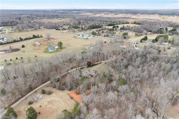 $400,000 | 6309 Us Highway, Summerfield, NC 27358