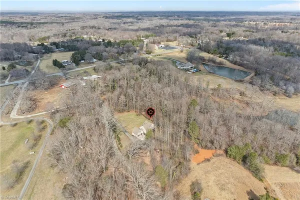 $400,000 | 6309 Us Highway, Summerfield, NC 27358