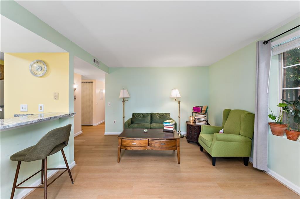 3266 Ward Street, Unit 3 Pittsburgh, PA 15213 - Photo 4 of 38