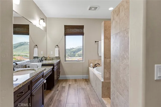 $1,949,000 | 202 Cima De Colina, Pismo Beach, CA 93449