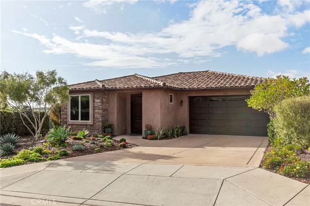 $1,949,000 | 202 Cima De Colina, Pismo Beach, CA 93449