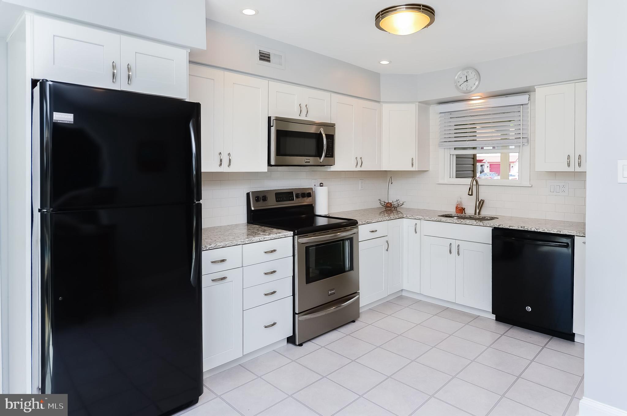 11 Old Mill Road Sewell, NJ 08080 - Photo 7 of 23