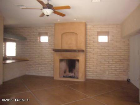 3240 North Avia Ricca Place Tucson, AZ 85719 - Photo 3 of 13