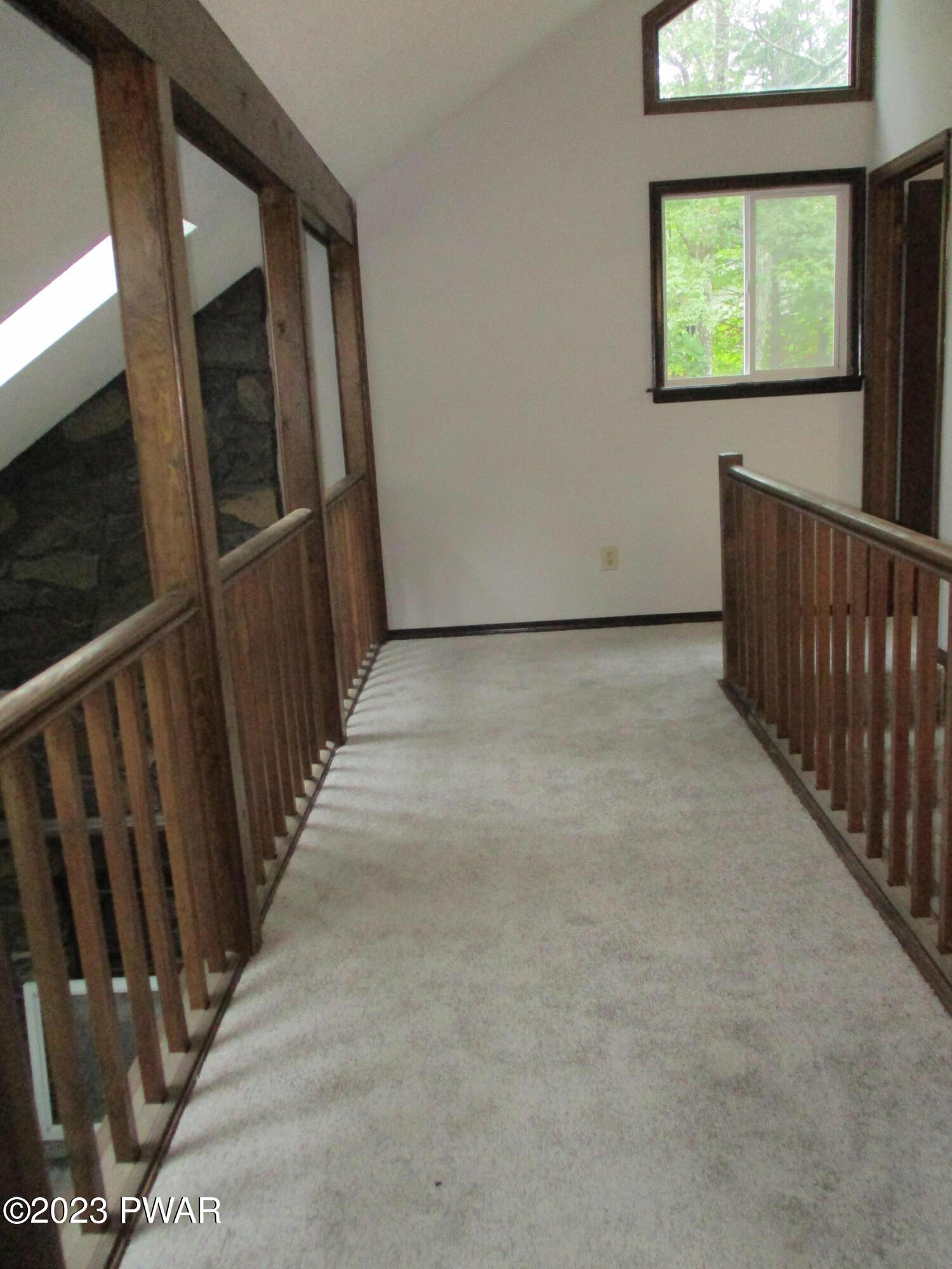 176 Doolan Road Dingmans Ferry, PA 18328 - Photo 17 of 23 Open Hall
