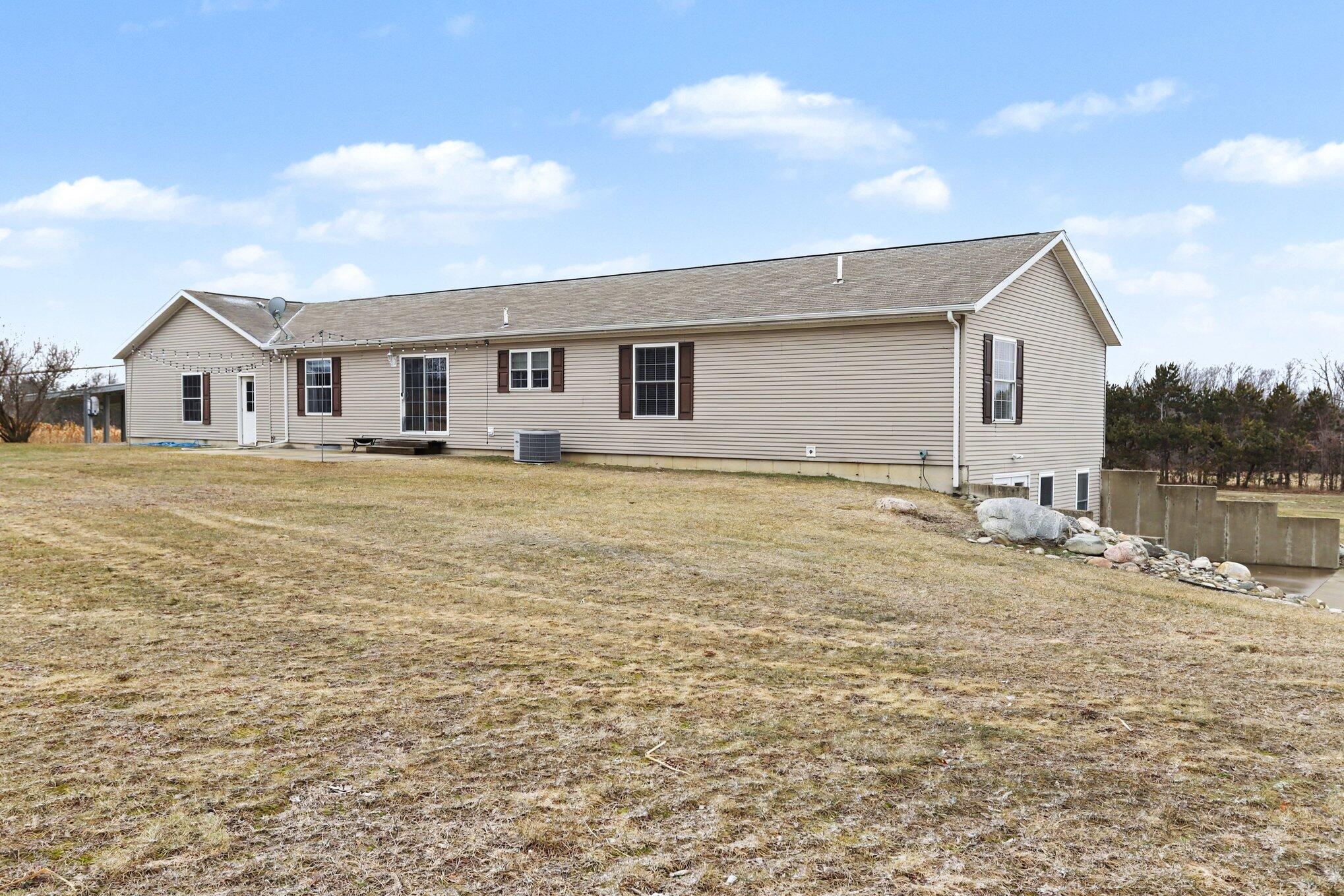 64325 Prairie River Road Sturgis, MI 49091 - Photo 33 of 42 034_32_mg_3852_416